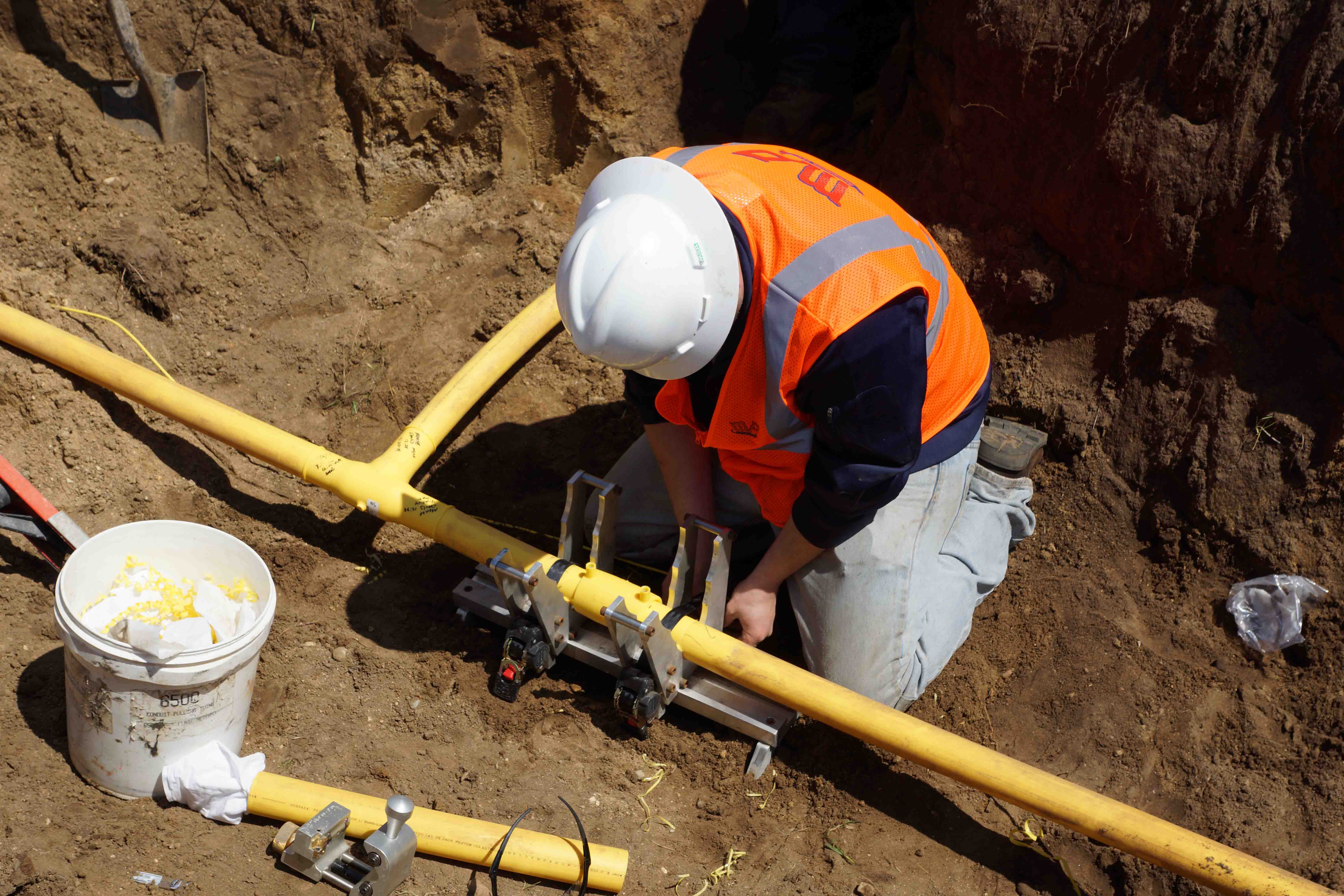 Gas Utility Construction and Service M State